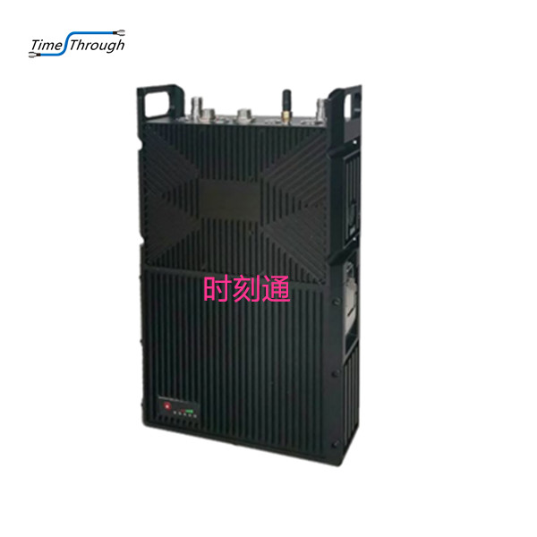 MESH18  SDR 背负式机载宽带自组网电台